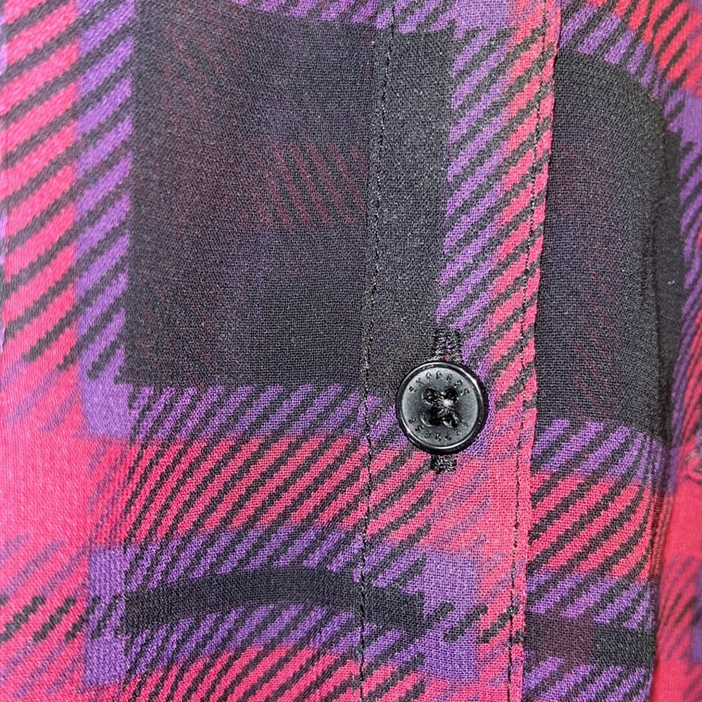 Express Button Down! Size Medium 😍 - Picture 8 of 8